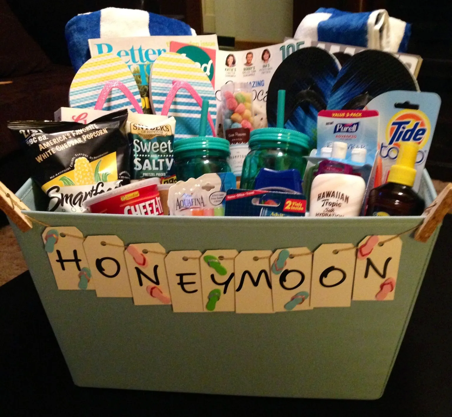 2340 personalized gifts