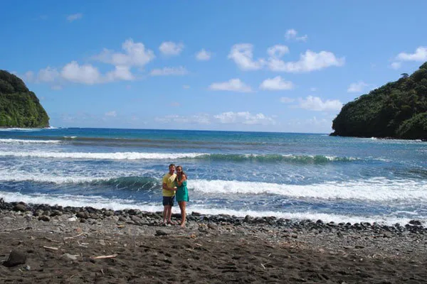 /img/2346-maui-honeymoon-road.webp
