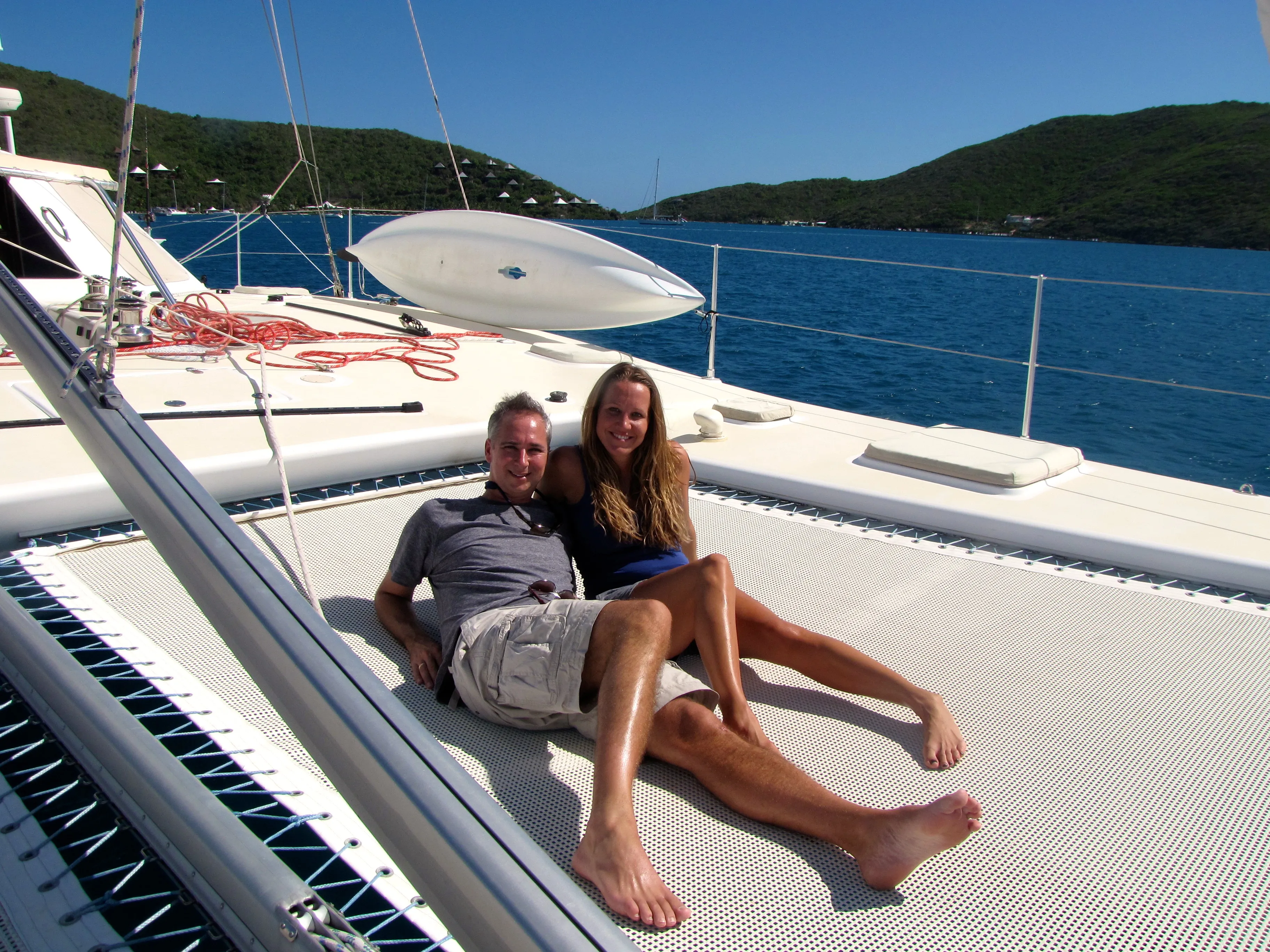 2349 couple sailing