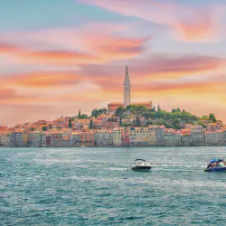/img/2379-croatia-souvenirs.webp