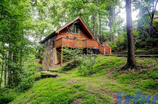 2389 gatlinburg scenic drive