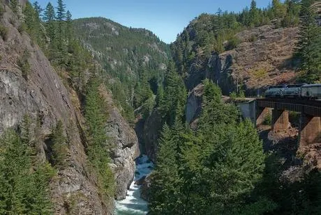 2399 luxury hotel canadian rockies