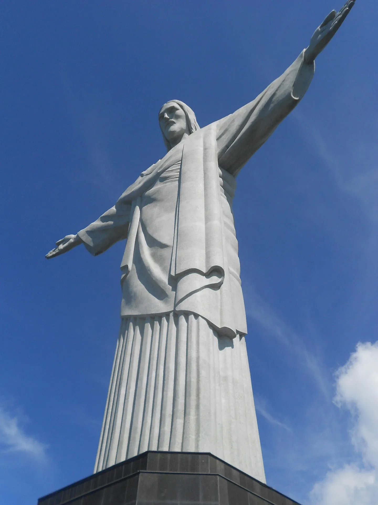 2401 rio honeymoon hotel