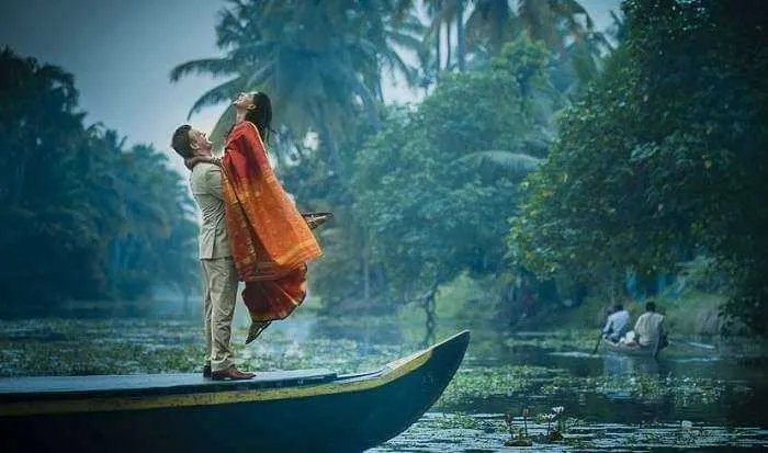 2402 kerala backwaters honeymoon