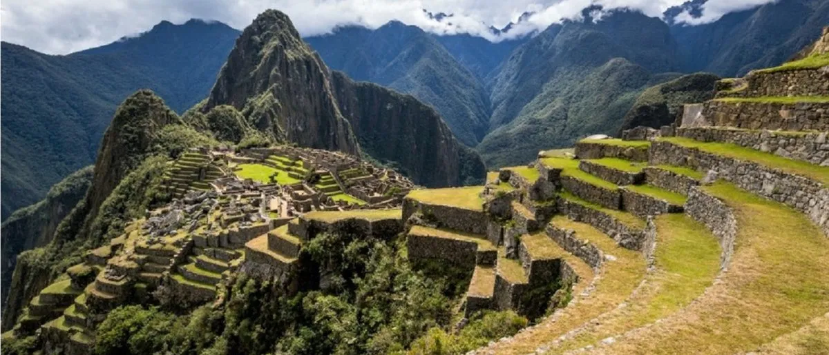 /img/2403-south-america-honeymoon-luxury.webp