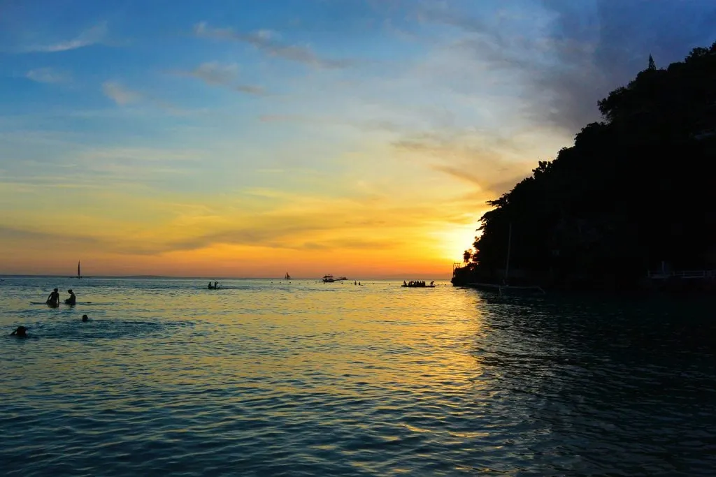 2414 siargao surfing romance
