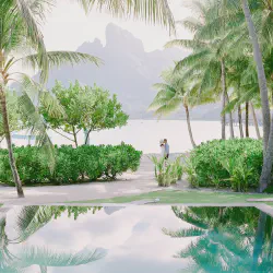 /img/2447-bora-bora-sunset-view.webp