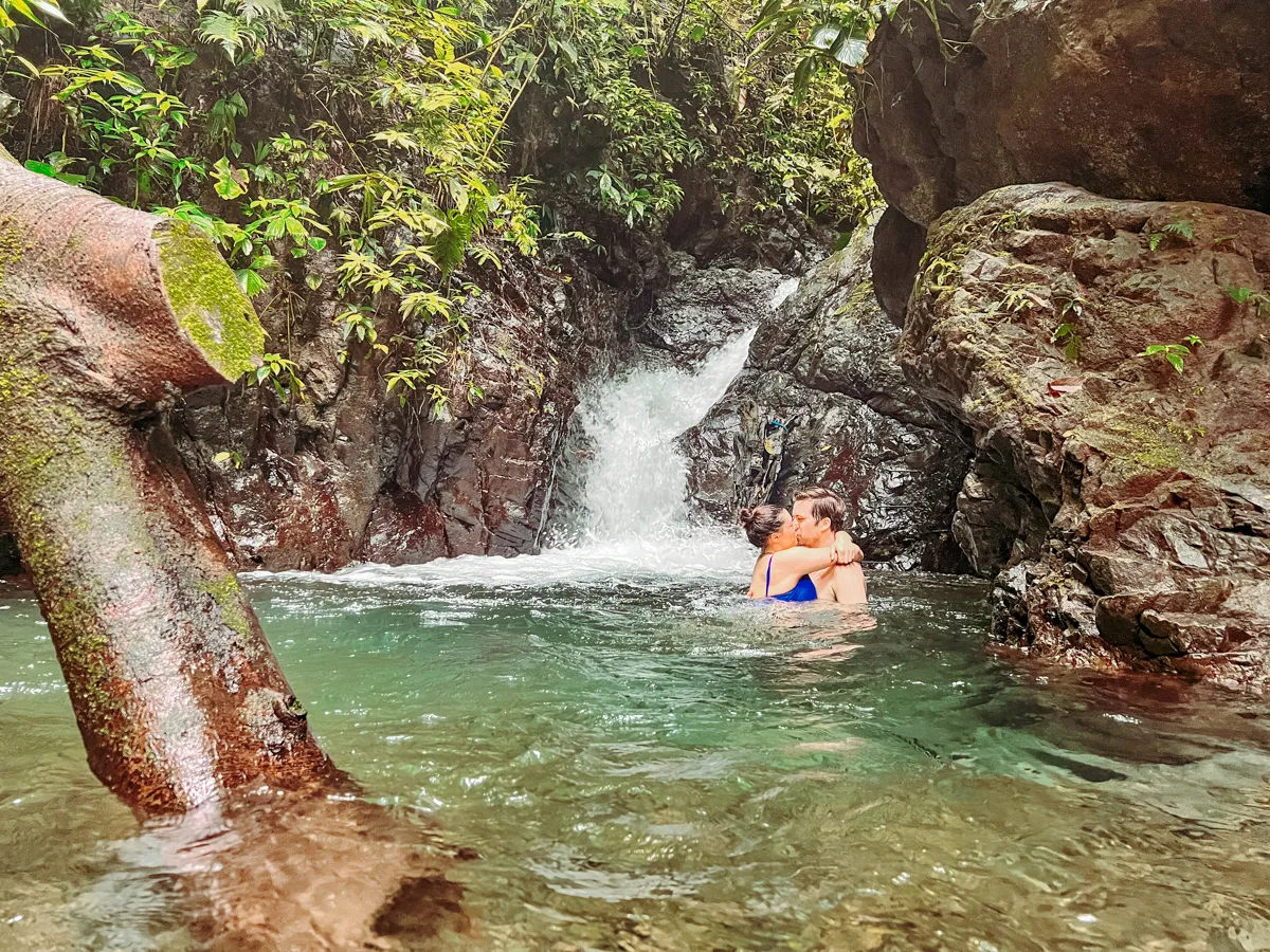 2452 planet hollywood costa rica