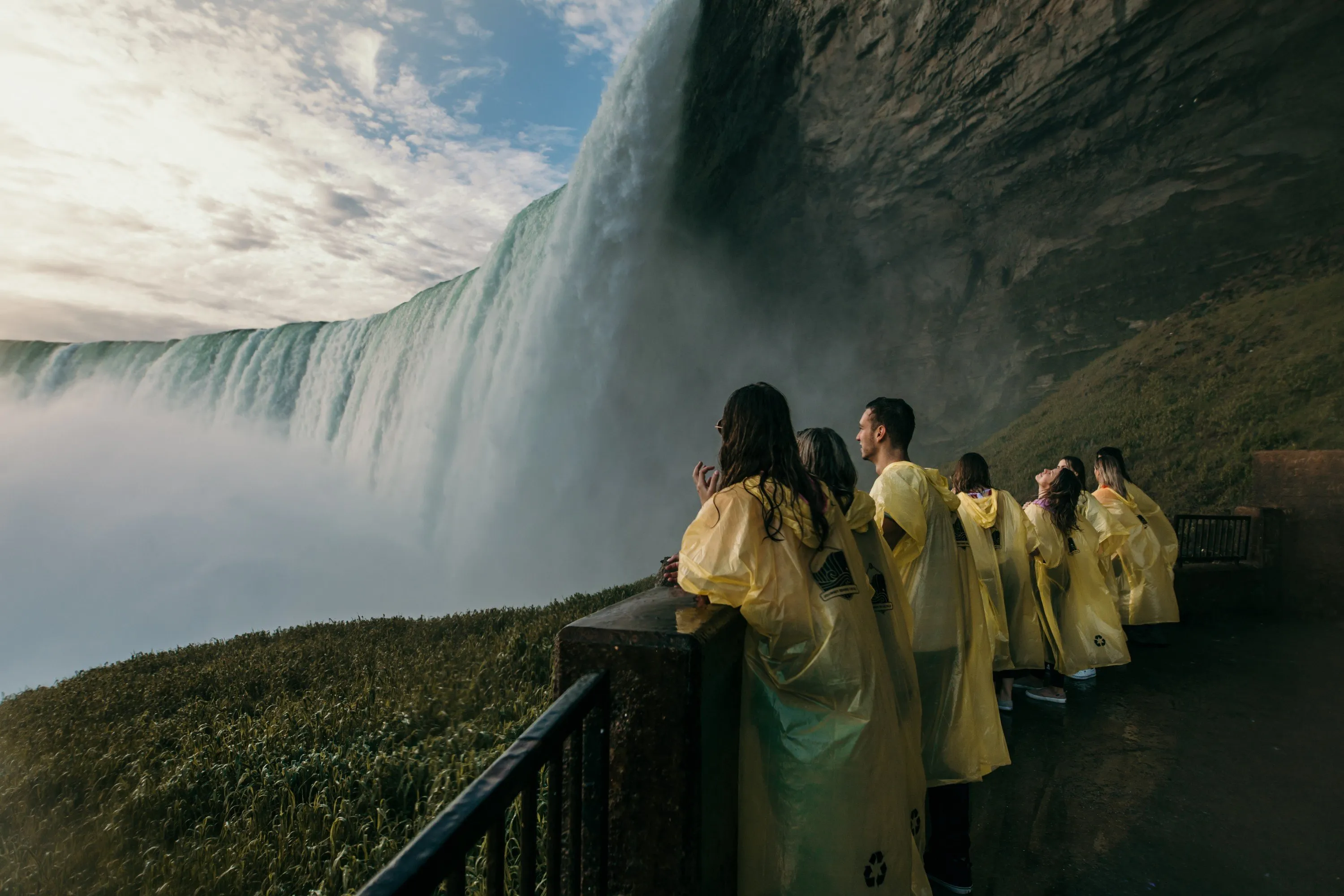 2461 niagara falls honeymoon adventure