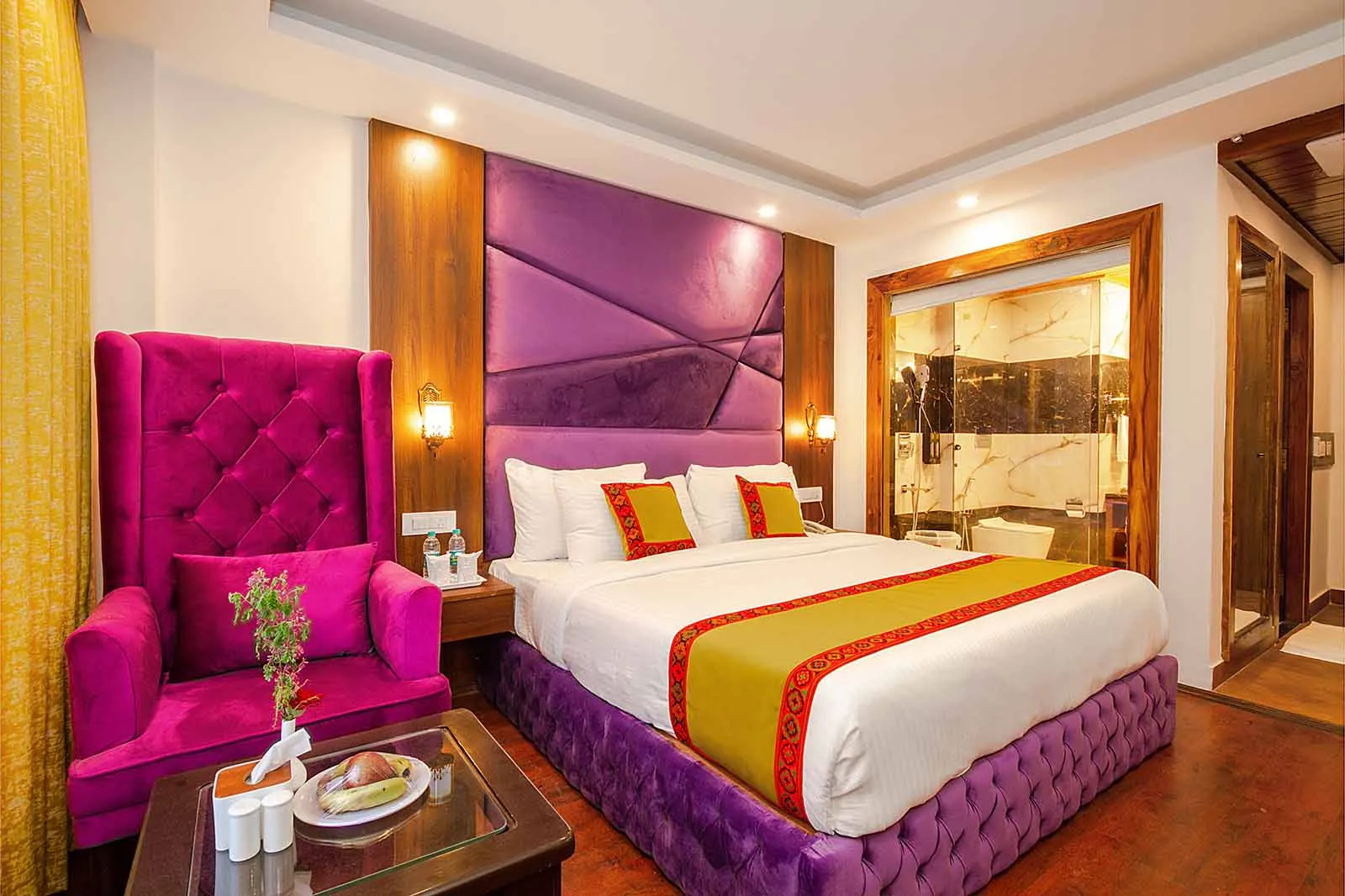 2479 secluded beachfront suite