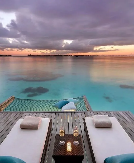 2505 hawaii honeymoon