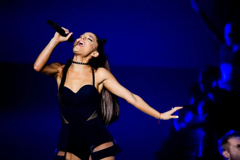 2510 ariana grande honeymoon tour costume