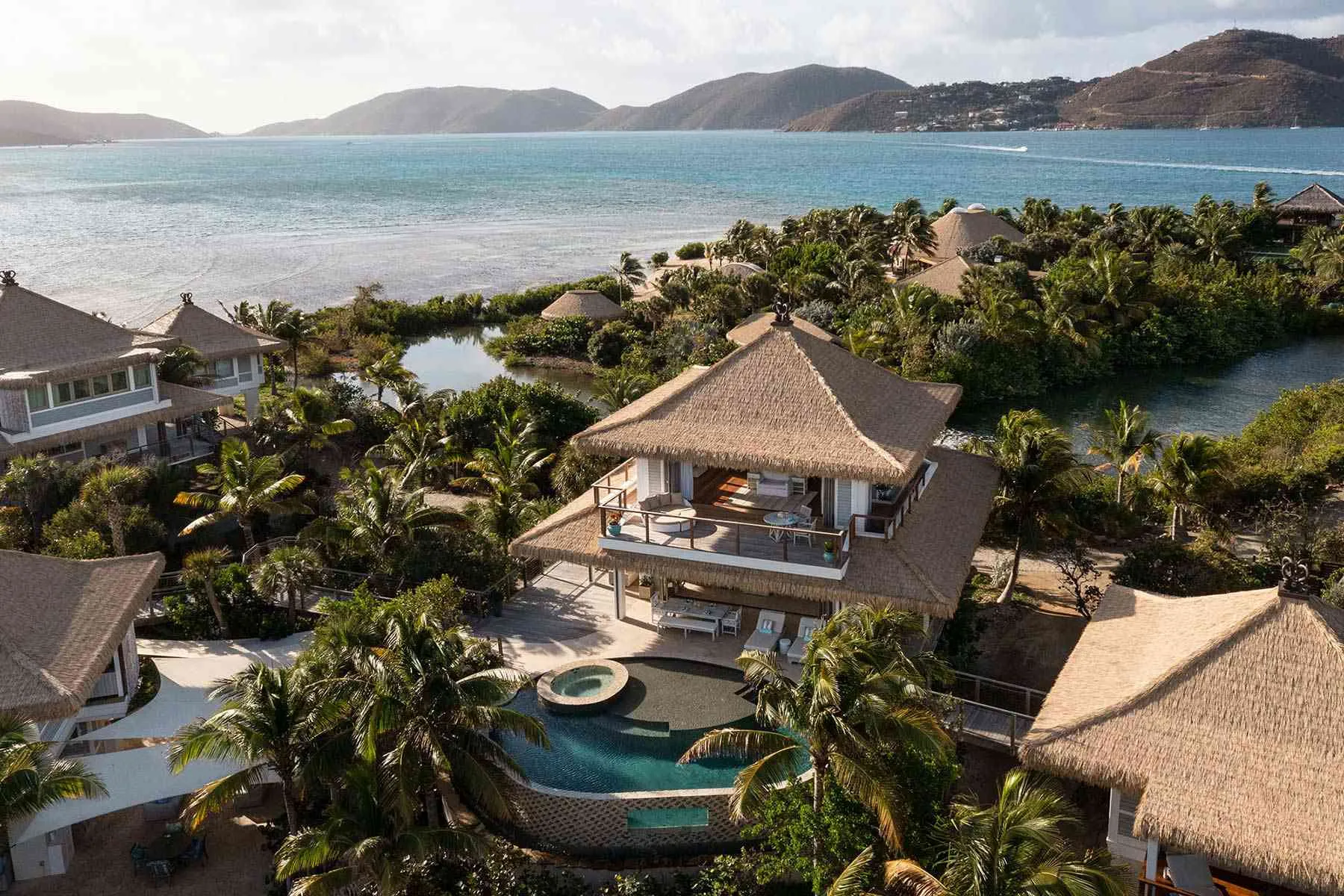 2518 resort suite with view