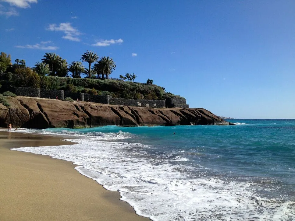 /img/2537-destination-5-april-honeymoon.webp
