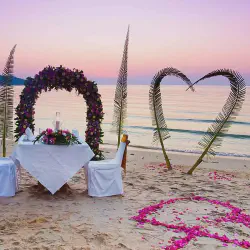 /img/2544-romantic-activities.webp
