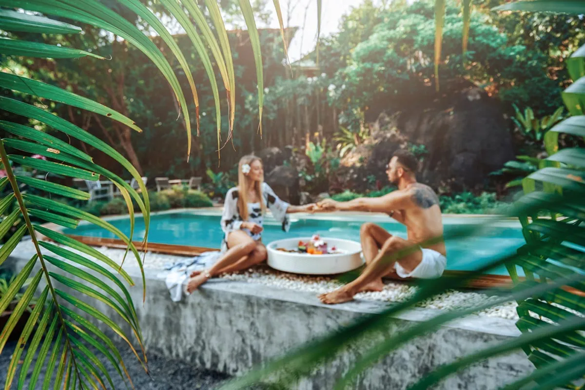 2545 honeymoon getaway city
