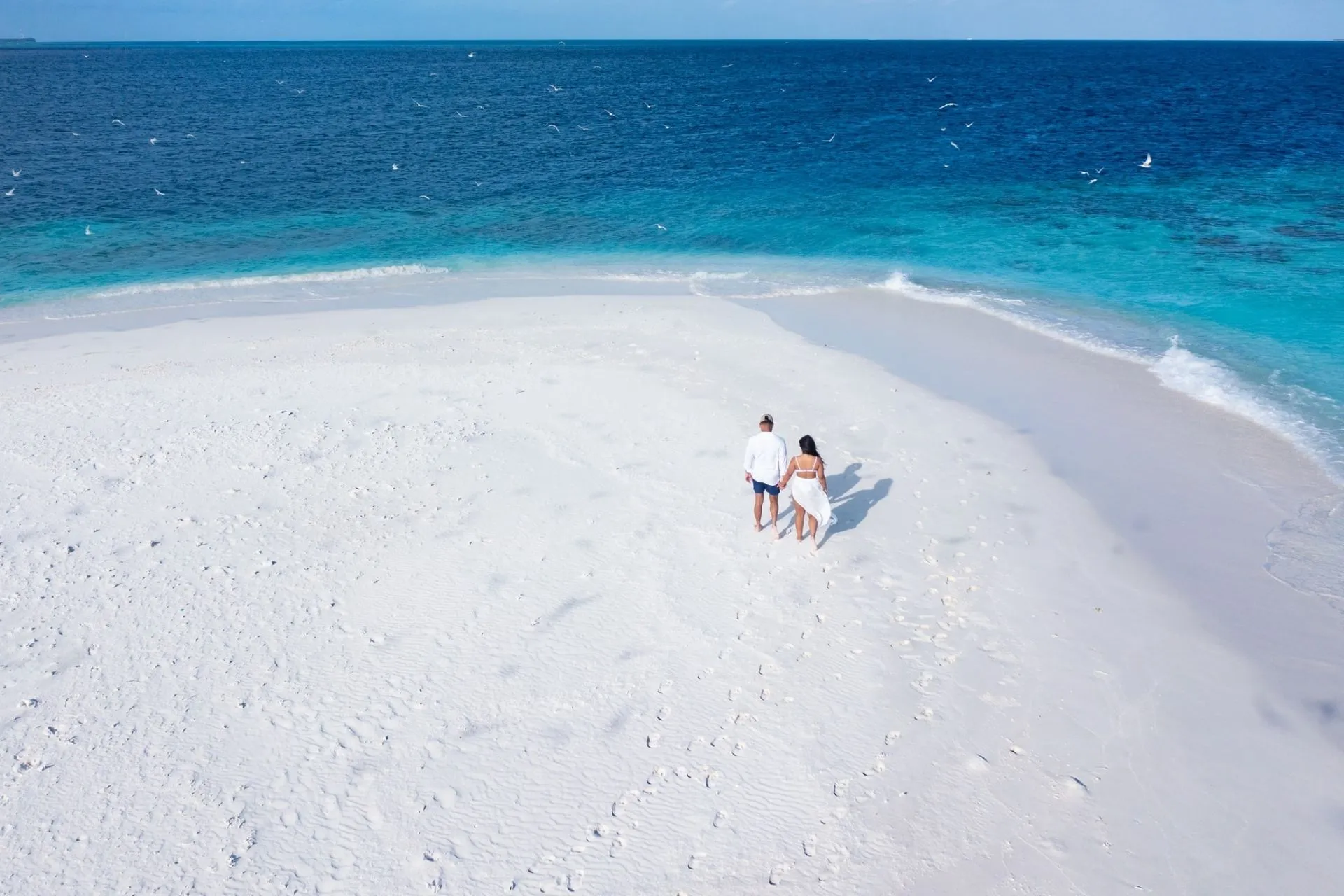 2551 maldives overwater bungalow