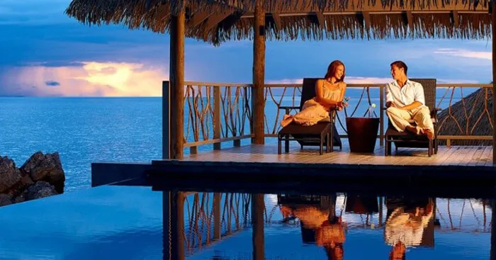 /img/2582-matangi-island-resort.webp