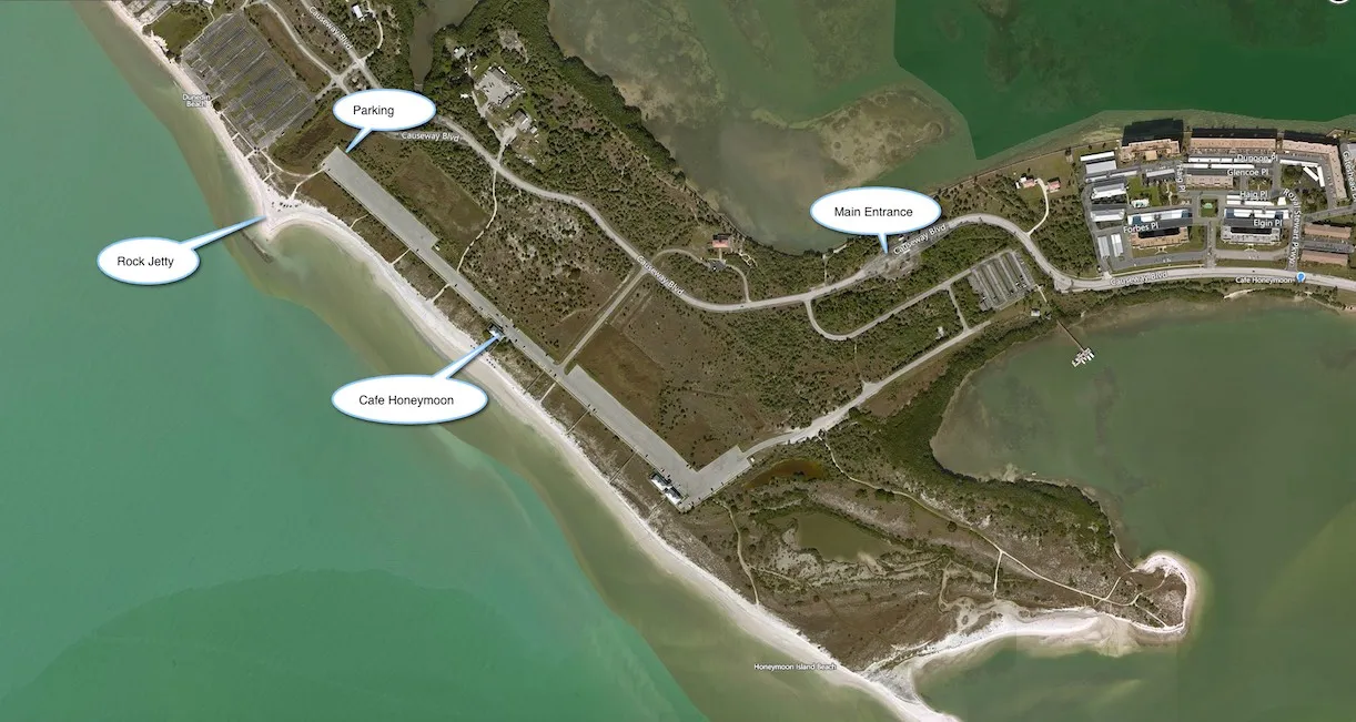/img/2599-couples-massage-beach.webp