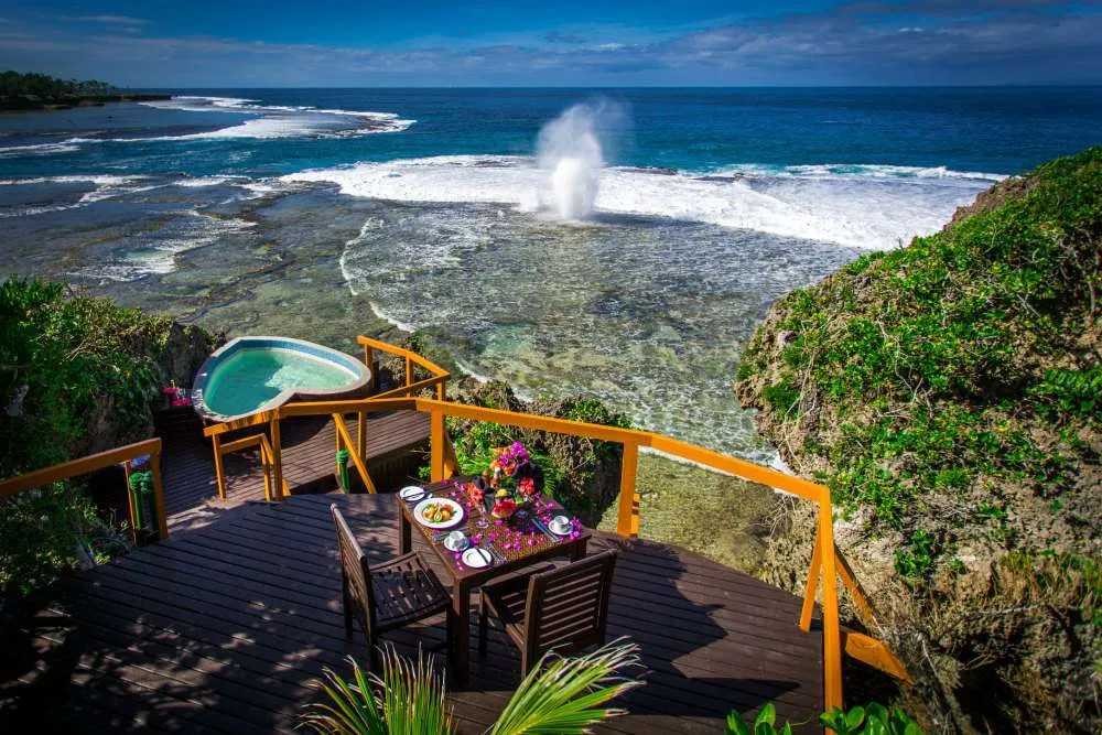 2623 fiji honeymoon resort laucala